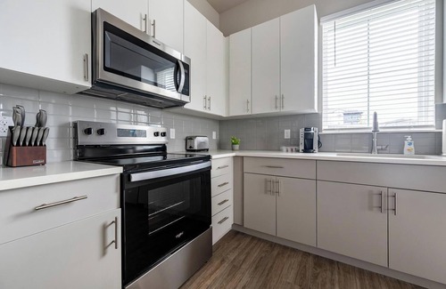 Wimauma Apartamento | Landing | Chic 2BD, Clubhouse, Pool