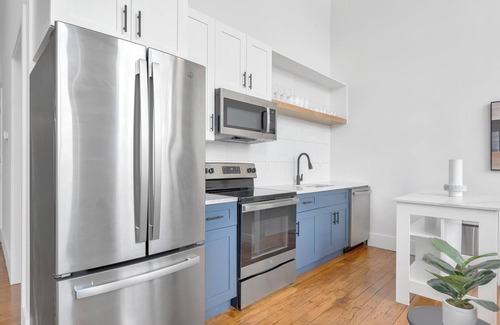 Greenville Apartamento | Landing | Stunning 2BD, Gym, Yoga Studio