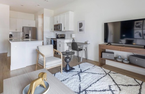 Casas Adobes Apartamento | Landing | Incredible 2BD, Pool