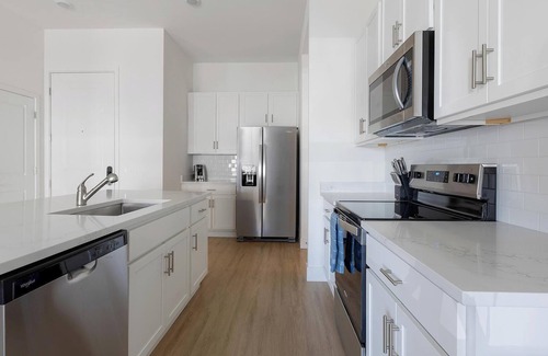 Casas Adobes Apartamento | Landing | Incredible 2BD, Pool