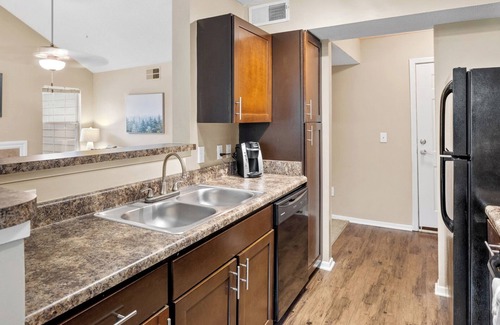 Germantown Apartamento | Landing | Amazing 2BD, Gym, Tennis Court