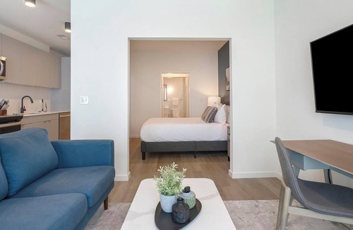 Durham Apartamento | Landing | Incredible 1BD, Gym, Pool