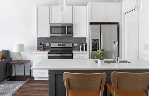 Austin Apartamento | Landing | Incredible 1BD, Clubhouse, Pool