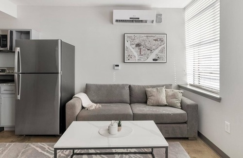 Central City Apartamento | Landing at Lofts at American Life - 1 Bedroom i...