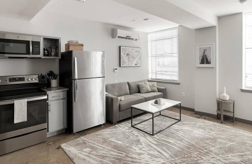 Central City Apartamento | Landing at Lofts at American Life - 1 Bedroom i...