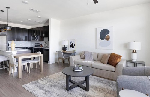 Fort Worth Apartamento | Landing | Stunning 1BD, Gym, Yoga Studio