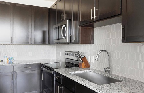 Fort Worth Apartamento | Landing | Stunning 1BD, Gym, Yoga Studio