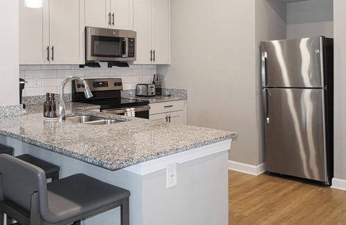 Fort Myers Apartamento | Landing | Amazing 2BD, Gym, Pool