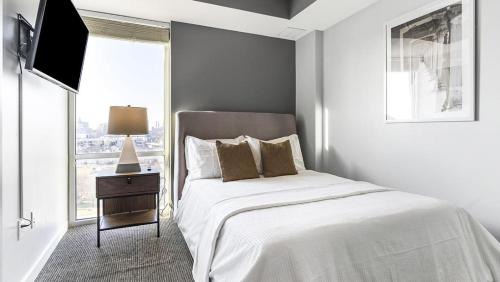 Downtown Indianapolis Apartamento | Landing Modern Apartment with Amazing Amenities (ID1806X06)