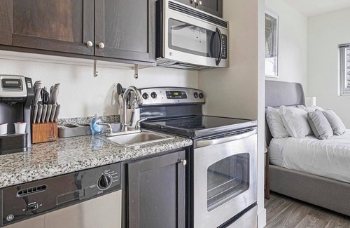 Pearl District Apartamento | Landing | Beautiful Studio, Gym, Courtyard
