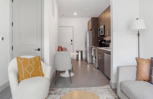 Richmond Apartamento | Landing | Amazing Studio, Pool, Gym