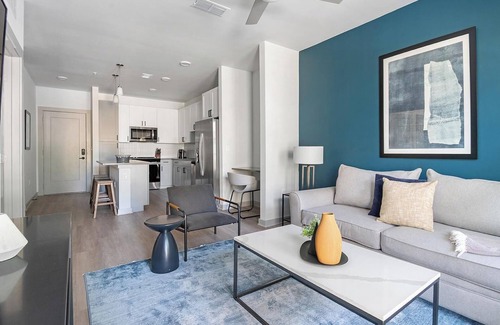 Springfield Apartamento | Landing | Incredible 1BD, Gym, Pool