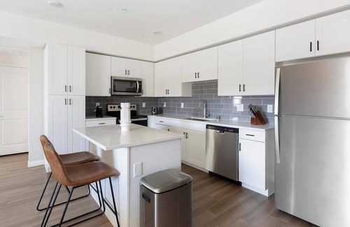 Townsite Apartamento | Landing | Spectacular 1BD, Rooftop Lounge, Pool