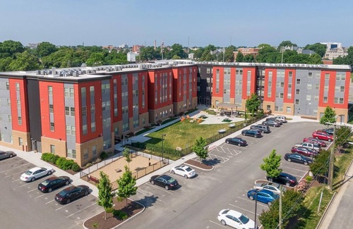 Richmond Apartamento | Landing at The Spectrum Apartments - 2 Bedrooms...