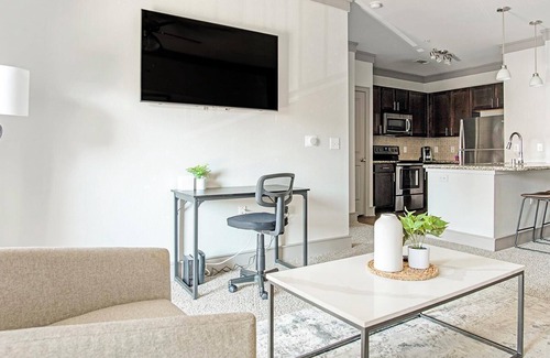 Northeast Carrollton Apartamento | Landing at The Avenues at Carrollton - 3 Bedroo...