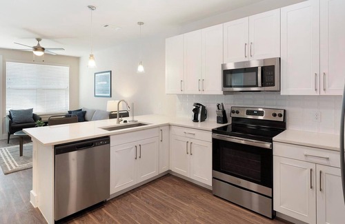 Wetmore Apartamento | Landing | Spectacular 1BD, Yoga Studio, Gym