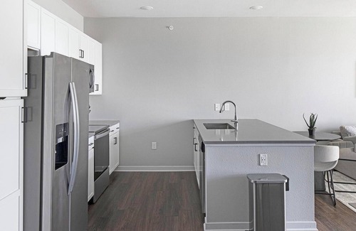 Madison Apartamento | Landing | Stunning 1BD, Gym, Pool