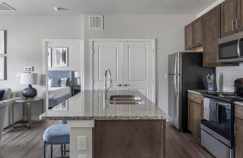 Dallas Apartamento | Landing | Stunning 1BD, Pool, Gym