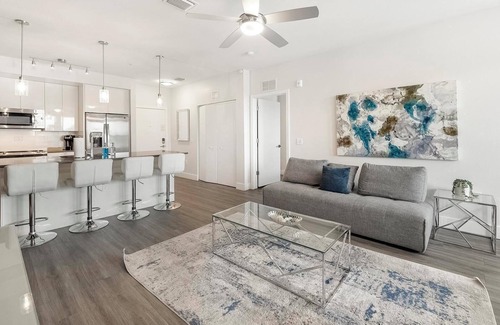 Port Tampa City Apartamento | Landing | Stunning 2BD, Clubhouse, Gym