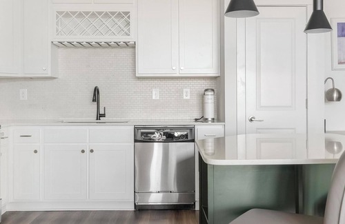 Cary Apartamento | Landing at Lofts at Weston Lakeside - 2 Bedroom...