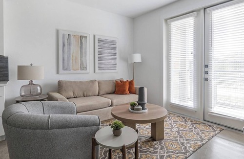 Austin Apartamento | Landing | Stylish 1BD, Clubhouse, Pool