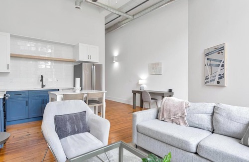 Greenville Apartamento | Landing | Stylish 1BD, Gym, Yoga Studio