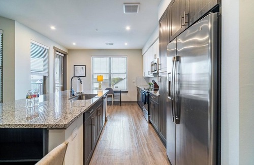 McKinney Apartamento | Landing | Stylish 2BD, Gym, Clubhouse