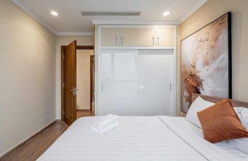 Hang Xanh Hotel | Landmark Aurora by Vinhomes Apartment