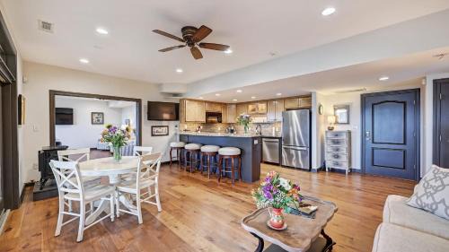 Mayhew Casa | Landover Lodge by AvantStay Waterfront Dock