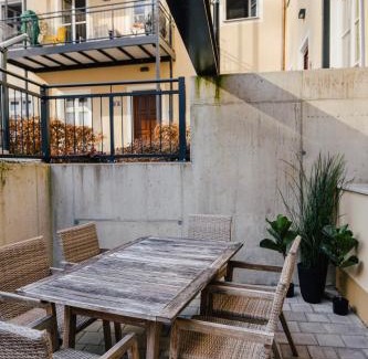 Landshut Apartamento | Landshut Zentrum 2 Parkplätze 100 Zoll TV Terrasse 4P