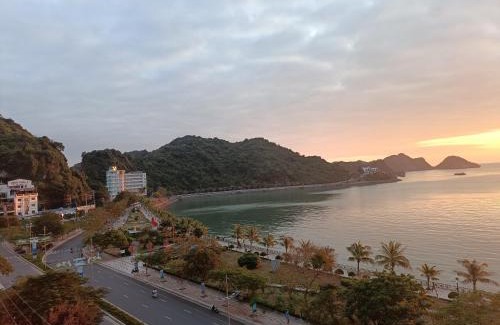 Cat Hai Hotel | Lang Chai Metrpolis Cat Ba Hotel and Restaurant