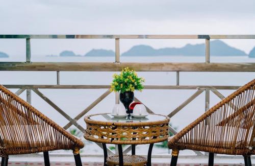 Cat Hai Hotel | Lang Chai Metrpolis Cat Ba Hotel and Restaurant