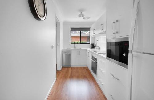 Wagga Wagga Apartamento | Langdon - Central Location, Modern Comforts