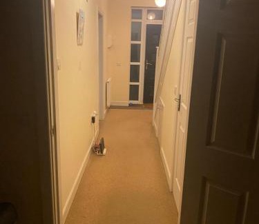 Bletchley Villa | Langham Lake House Milton Keynes