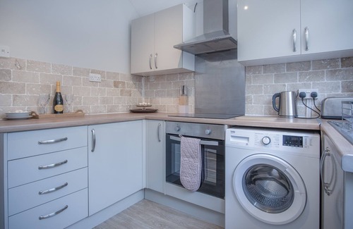 Mumbles Casa | Langland Road - 2 Bedroom Town House