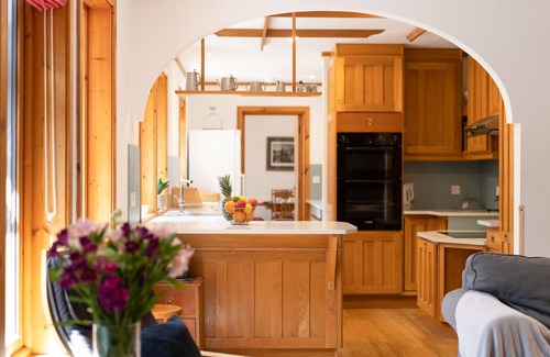 Nethy Bridge Casa | Langrick - a bungalow that sleeps 10 guests in 5 bedrooms