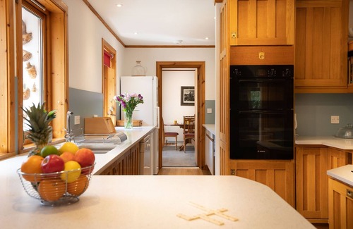 Nethy Bridge Casa | Langrick - a bungalow that sleeps 10 guests in 5 bedrooms