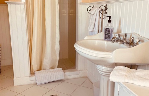Westerly Cama Y Desayuno | Langworthy Inn