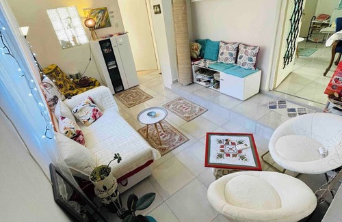 Risan Apartamento | Pequeño apartamento en Laniakea en casa compartida