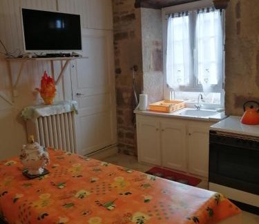 Lanteuil Casa | Lanteuil Maison de vacances à côté de brive et collonge la rouge