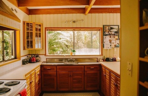 Penzance Bay Cabaña | Lanza Retreat - Penzance Bay Holiday Home