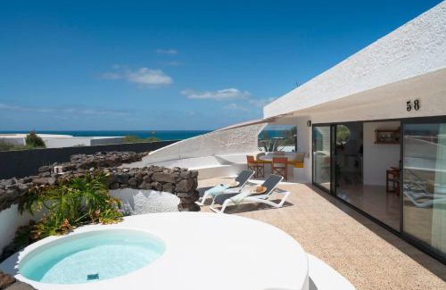 Urbanización Famara Apartamento | Lanzarote Famara Beach Bungalow