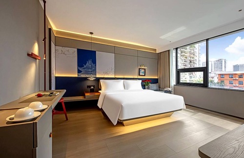 Yuzhong Hotel | lanziguojijiudian