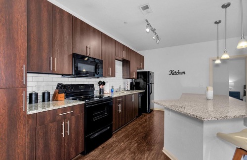 Mobile Apartamento | Lap of Luxury