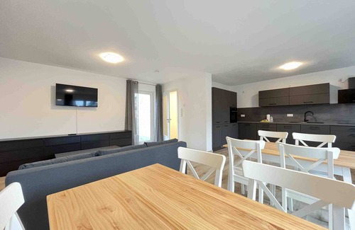 Lappersdorf Apartamento | (LAP105) Modern fitter's apartment