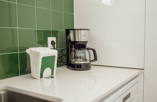 Lapa Apartamento | Lapa Stylish Apartment B With Terrace by Vacationy