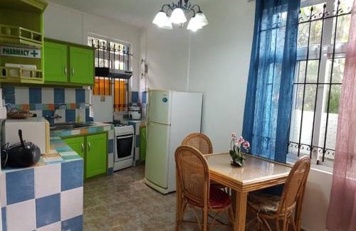 Pereybere Apartamento | Lapiroguevilla