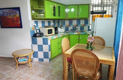 Pereybere Apartamento | Lapiroguevilla