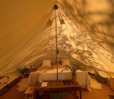 Mellanstrom Otro | LaplandLiv Glampingtent with private sauna at the lake!