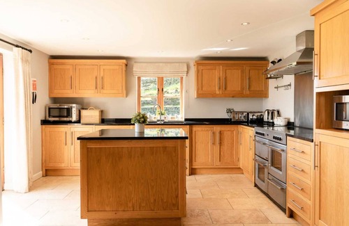 Longnor Casa | Lapwing Barns, large rural farmhouse with games room, perfect for all types of groups.